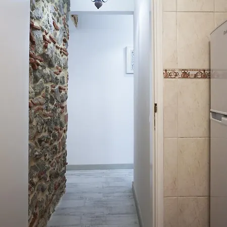 Apartment The Garden - Charming 1 Bedroom In Graca