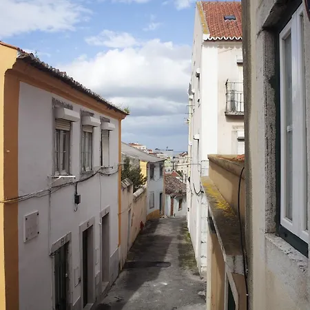 The Garden - Charming 1 Bedroom In Graca Apartment Lisbon