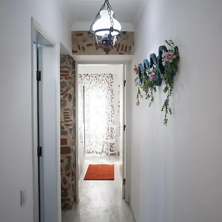 The Garden - Charming 1 Bedroom In Graca Lisbon
