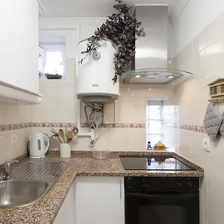 The Garden - Charming 1 Bedroom In Graca Lisbon