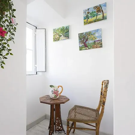 Apartment The Garden - Charming 1 Bedroom In Graca Lisbon