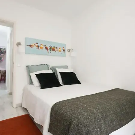The Garden - Charming 1 Bedroom In Graca Apartment *
